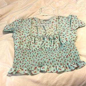 Beautiful spring top, from revamped. In green L size